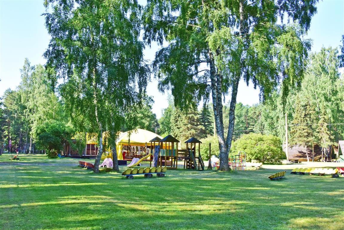 Camping Vaivari Jurmala Hotel Ngoại thất bức ảnh